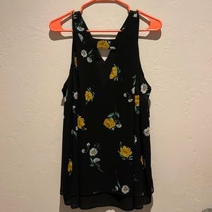 PRICE DROP! Torrid Black floral sleeveless top size 1